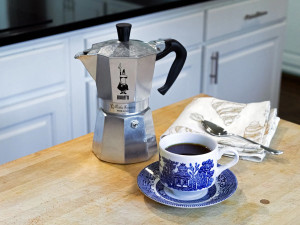 Bialetti Moka — Care Model Să Alegi? Moka Express vs Venus vs Brikka (2026)