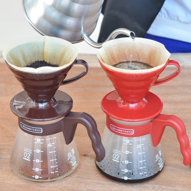 HARIO Coffee Brewing Kit V60 Plastic Brown + GRATUIT: Coffee freshly roasted by BCR (1 punga) - V60 Brew Kits