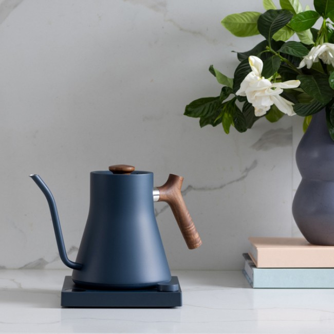 Fellow Stagg EKG - Electric Pour Over Kettle Blue with Wooden Handle 1L + GRATUIT: COFFEE FRESHLY ROASTED BY BCR (1 PUNGA)